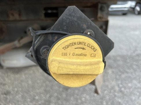 Used 2013 Ford F450 XL w/ Snow Plow Prep Pkg image 46