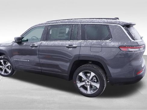 New 2026 Jeep Grand Cherokee L Limited w/ Trailer Tow Package AWD/4WD image 6