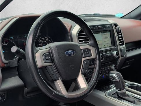 Used 2018 Ford F150 Platinum w/ Equipment Group 701A Luxury AWD/4WD image 12