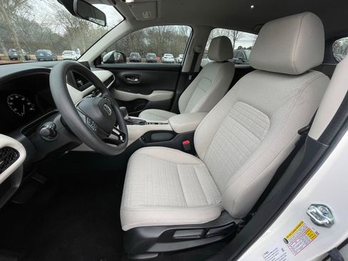 Certified 2025 Honda HR-V LX image 26