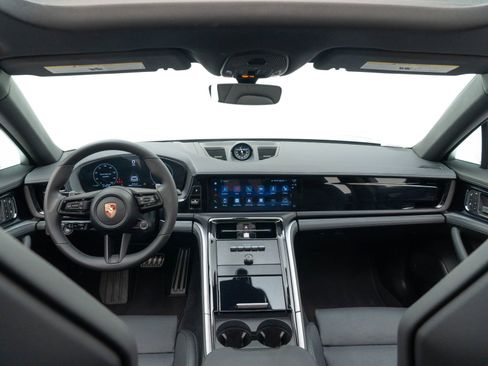 Certified 2026 Porsche Panamera image 28