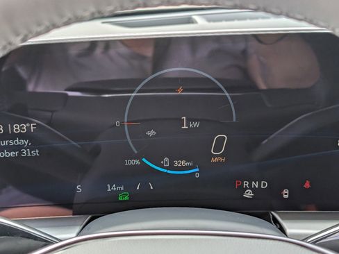 New 2025 Cadillac Lyriq Luxury w/ LPO, Floor Liner Package image 17