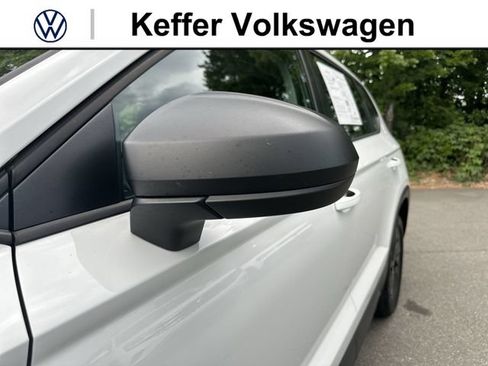 Used 2025 Volkswagen Taos S FWD image 10