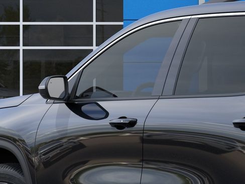 New 2026 Chevrolet Traverse LT w/ Sun and Wheel Package AWD/4WD image 12