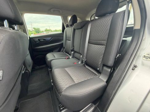 Used 2020 Nissan Rogue S AWD/4WD image 10