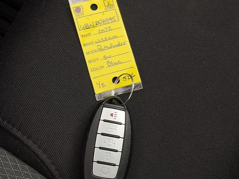 Used 2022 Nissan Pathfinder SV w/ SV Premium Package AWD/4WD image 38