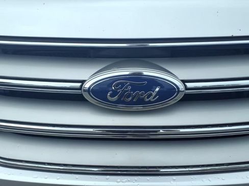 Used 2016 Ford Edge SEL w/ Equipment Group 201A AWD/4WD image 12