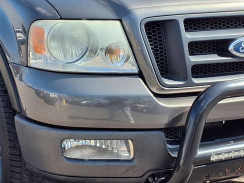 Used 2005 Ford F150 XLT image 28