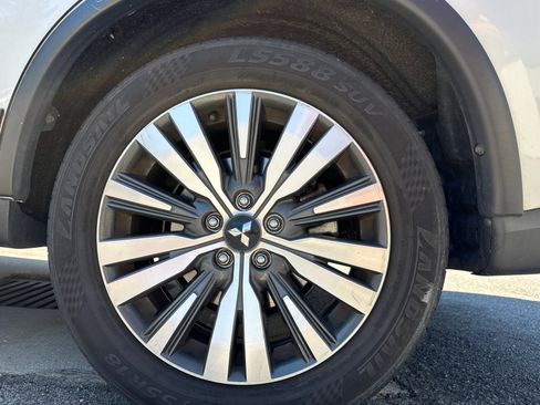 Used 2020 Mitsubishi Outlander ES image 20