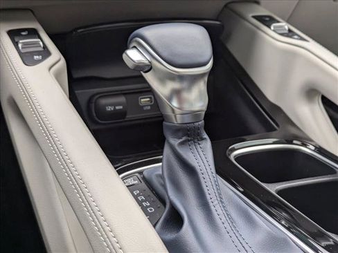 Used 2024 Kia Telluride SX image 15