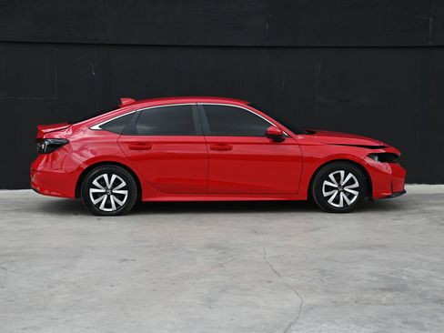 Used 2025 Honda Civic LX image 6