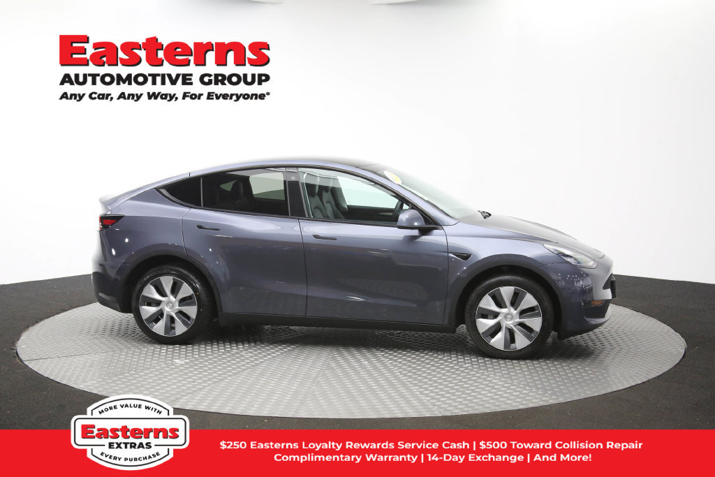 Used 2023 Tesla Model Y Long Range AWD/4WD image 42