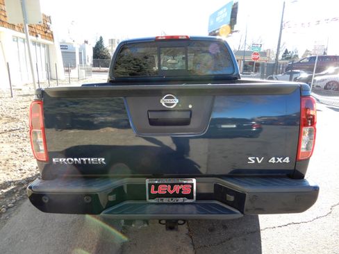 Used 2021 Nissan Frontier SV image 6