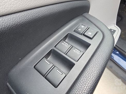 Used 2016 Honda Pilot Touring image 8