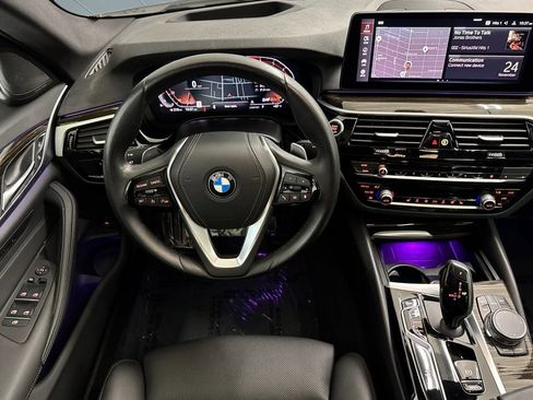 Certified 2023 BMW 530i w/ Premium Package image 29