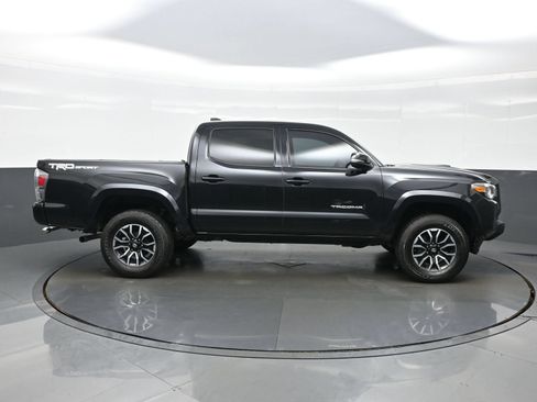 Used 2020 Toyota Tacoma TRD Sport RWD image 7