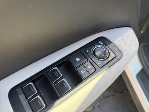 Used 2017 Lexus RX 350 AWD w/ Premium Package image 21