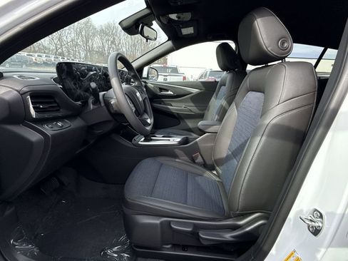 New 2026 Buick Envista Preferred image 13