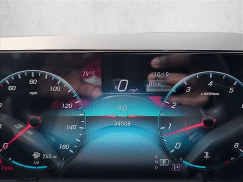 Used 2022 Mercedes-Benz GLA 250 w/ Premium Package Lite image 12