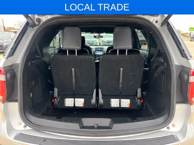 Used 2018 Ford Explorer XLT w/ Equipment Group 202A AWD/4WD image 19