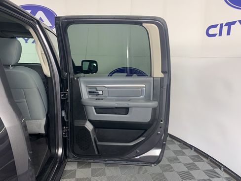 Used 2019 RAM 1500 Big Horn image 35