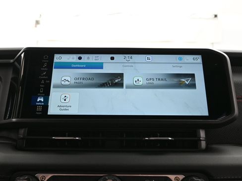 Used 2025 Jeep Wrangler Unlimited Rubicon image 30