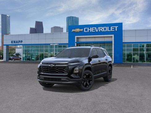 New 2026 Chevrolet Equinox LT w/ Convenience Package II FWD image 8