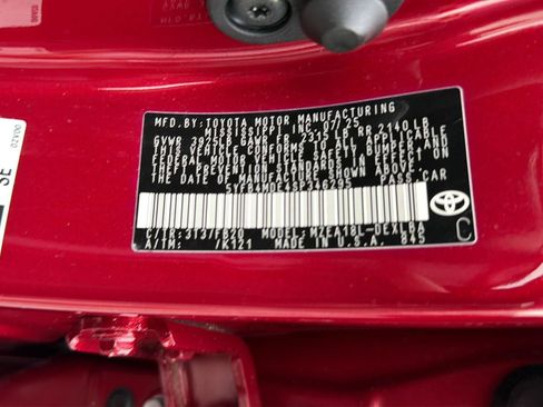 Certified 2025 Toyota Corolla LE FWD image 39