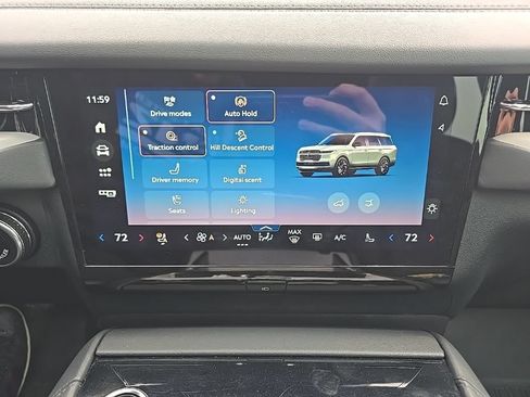 Used 2025 Lincoln Navigator L Reserve w/ Jet Appearance Package AWD/4WD image 47
