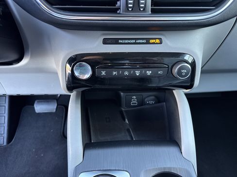 Used 2024 Ford Escape Platinum w/ Premium Technology Package image 36