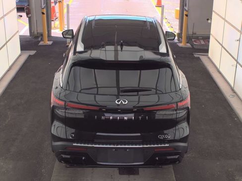 Certified 2023 INFINITI QX60 Luxe w/ Performance Audio Package FWD image 13