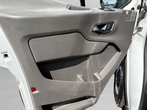 Used 2020 Ford Transit 250 Medium Roof RWD image 17