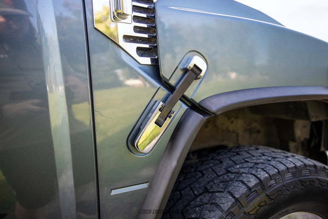 Used 2005 HUMMER H2 w/ Preferred Equipment Group AWD/4WD image 91