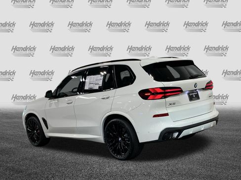 Used 2026 BMW X5 sDrive40i w/ M Sport Package RWD image 6