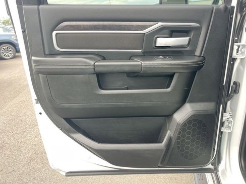 Used 2024 RAM 2500 Big Horn image 26