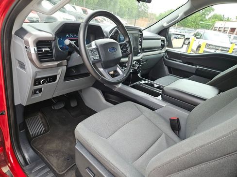 Used 2025 Ford F150 XLT w/ Equipment Group 301A Standard AWD/4WD image 13