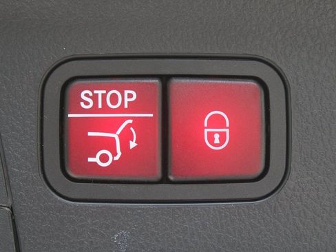 Used 2024 Mercedes-Benz GLE 350 4MATIC image 10