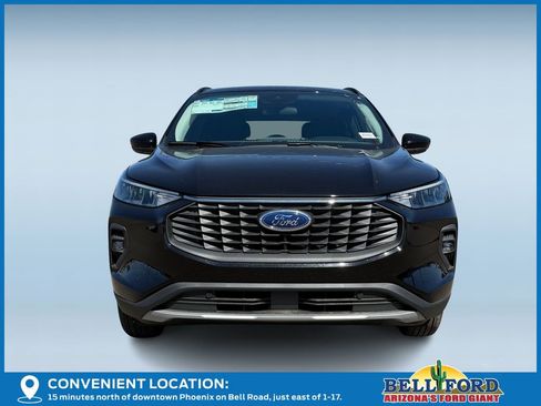 New 2026 Ford Escape SE w/ Class II Trailer Tow Package FWD image 5