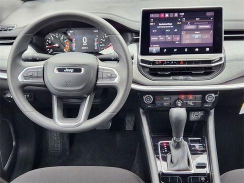 Used 2023 Jeep Compass Sport image 24