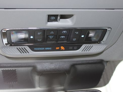 Used 2023 Ford F150 Lariat w/ Equipment Group 502A High AWD/4WD image 23