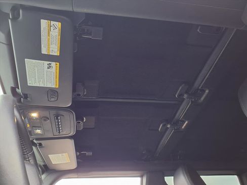 Certified 2024 Ford Bronco Badlands image 18