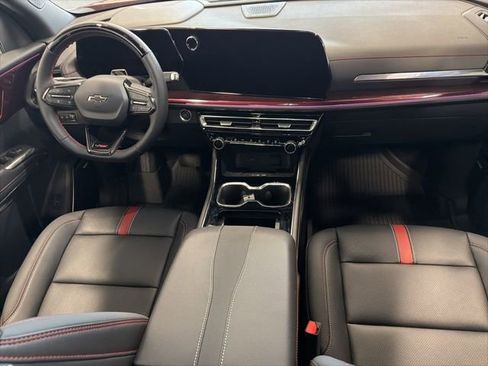 Used 2026 Chevrolet Traverse RS w/ LPO, Floor Liner Package AWD/4WD image 25