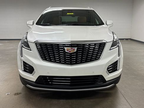 New 2025 Cadillac XT5 Premium Luxury w/ LPO, Floor Liner Package image 4