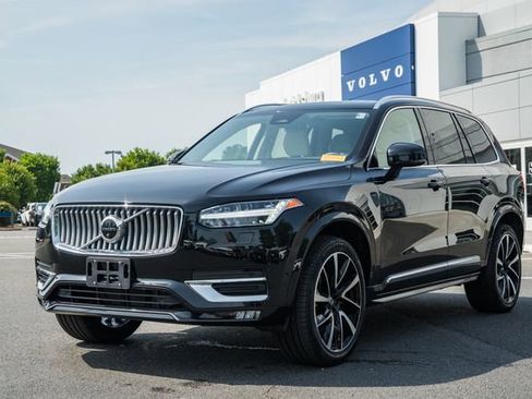 Used 2023 Volvo XC90 B6 Plus w/ Protection Package Premier AWD/4WD image 3