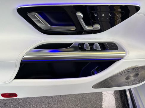New 2026 Mercedes-Benz Maybach SL 680 image 15