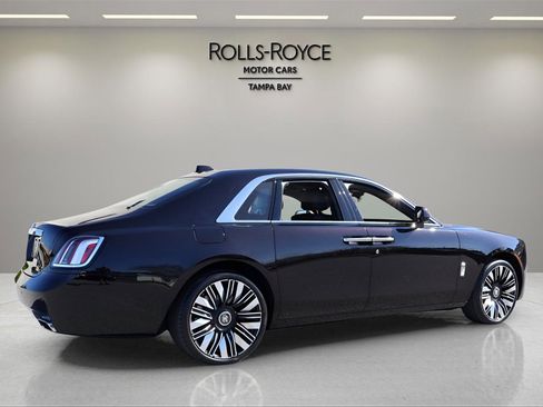 New 2025 Rolls-Royce Ghost image 2