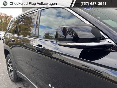 Used 2024 Jeep Grand Cherokee L Limited w/ Trailer Tow Package image 4