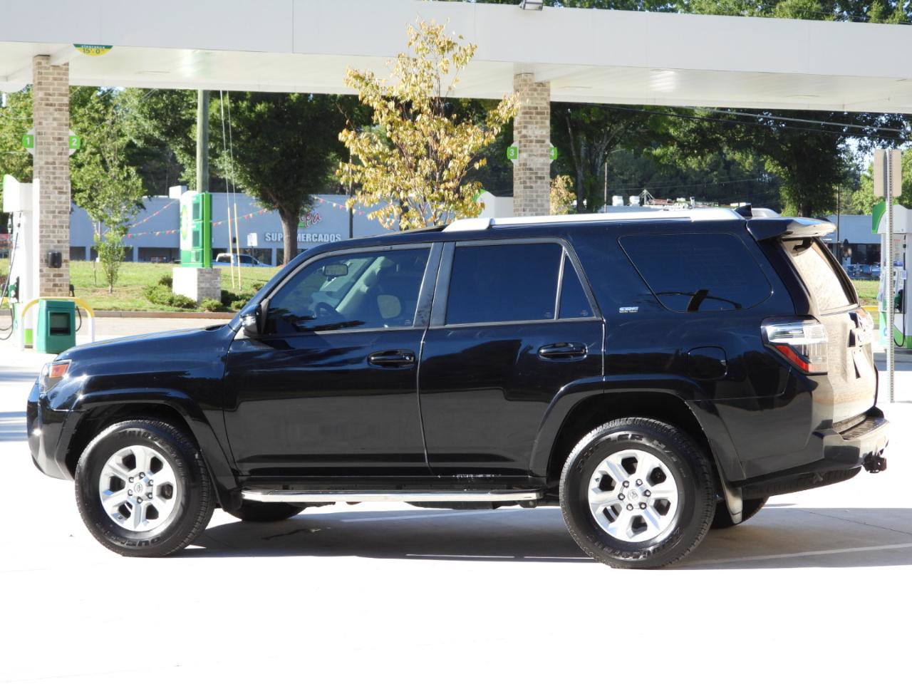Used 2017 Toyota 4Runner SR5 Premium RWD image 30
