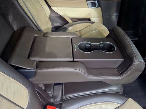 Used 2016 Land Rover Range Rover Sport Autobiography image 9