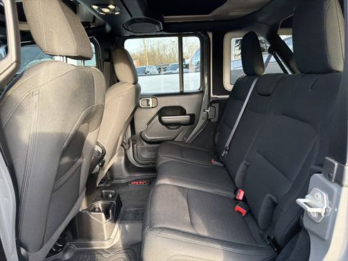 Certified 2021 Jeep Wrangler Unlimited Sport image 12
